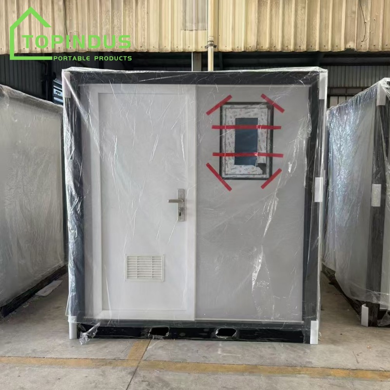 호주 고객을 위해 맞춤 제작된 소형 컨테이너형 욕실 겸 화장실