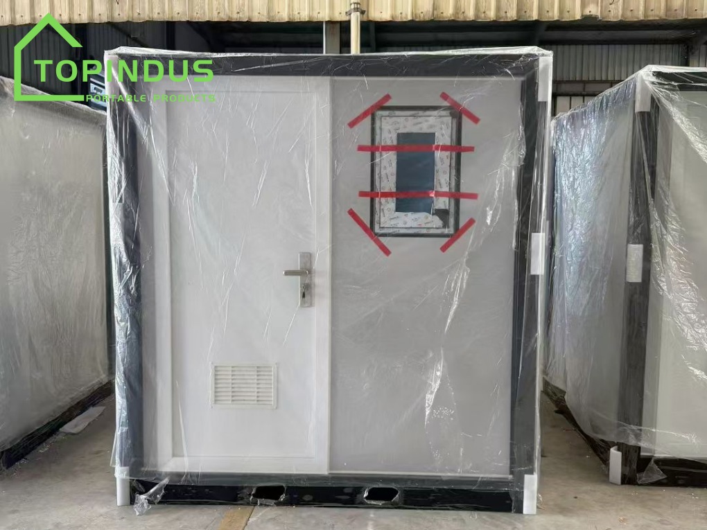 호주 고객을 위해 맞춤 제작된 소형 컨테이너형 욕실 겸 화장실