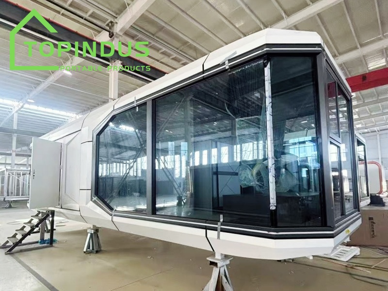 우주 캡슐형 주택의 내구성 소재 및 폭풍 저항성